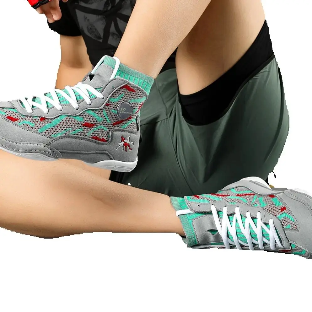 

Deluxe Boxing Sneakers New Wrestling Shoes Men's Women's Wrestling Sneakers Comfortable Sneakers