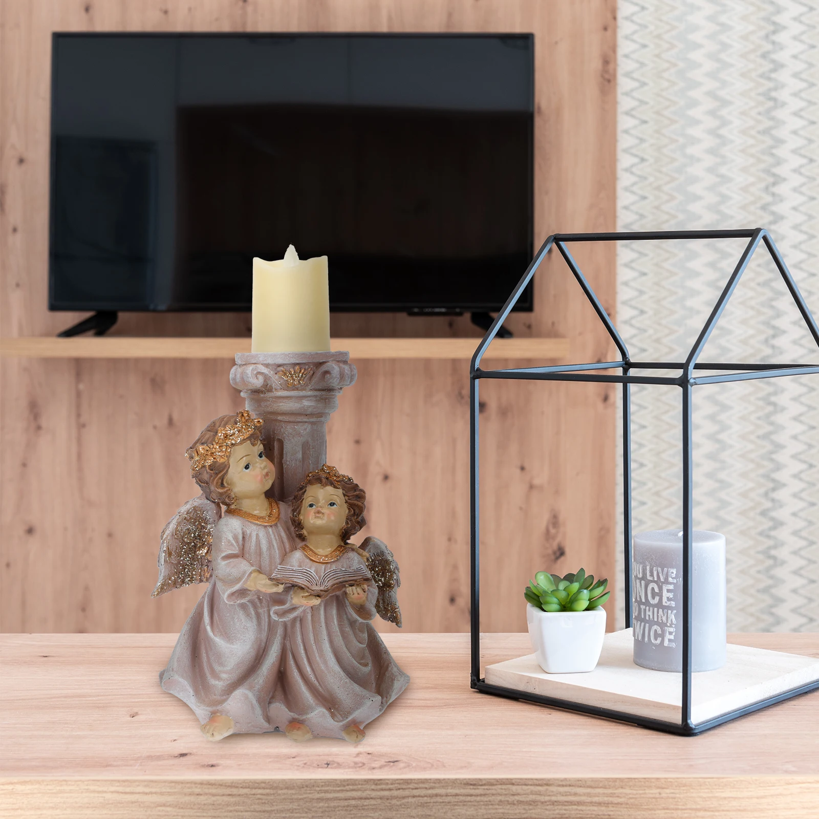 

1Pcs Angel Shaped Resin Candleholder with Artificial Elegant Household Candlestick for Wedding Party Decoration