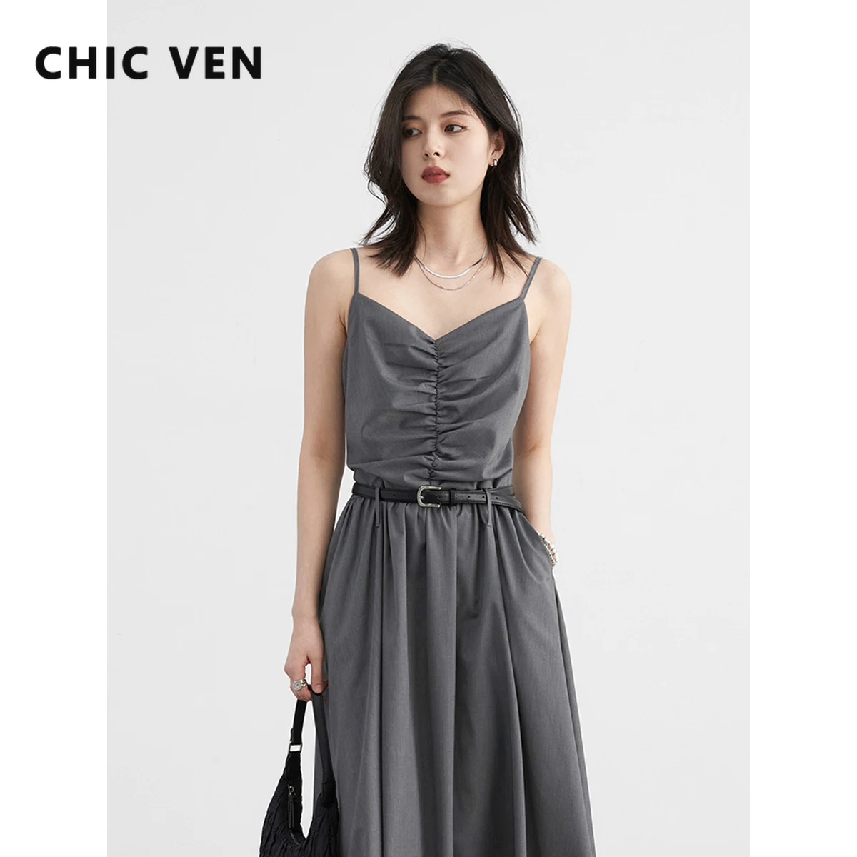 

CHIC VEN Women Dresses Fashion V-neck Pleated Sleeveless Solid Slip Dress A Line Design Female Clothing Summer New 2024