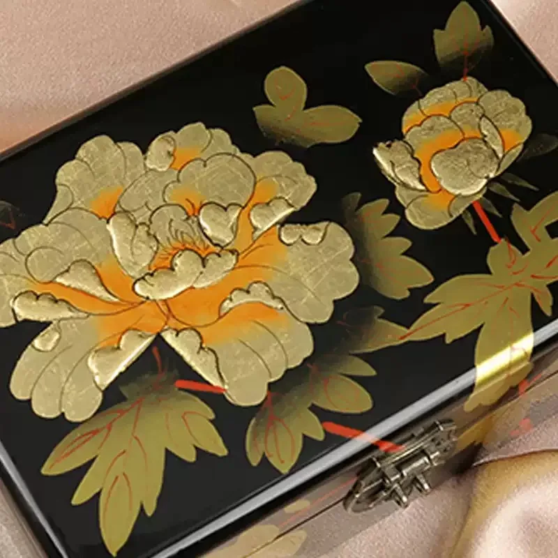 Handcrafted Lacquer Jewelry Box Elegant Accessory Storage Case For Home Jewelry Ornament Organization view 2