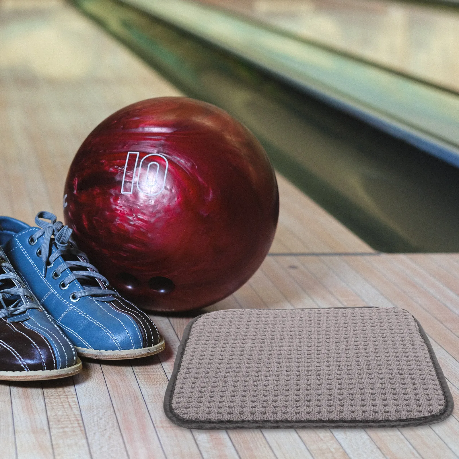 

2Pcs Super Absorbent Microfiber Bowling Ball Towel Efficient Cleaning Polishing Pad Lightweight Portable Reusable Bowling