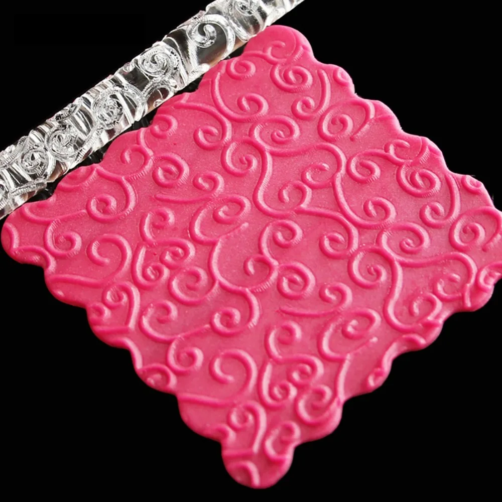 Floral Vine Embossed Acrylic Rolling Pin Comfortable Handle Light Weight Compact Size Pastry Rolling Pin Acrylic