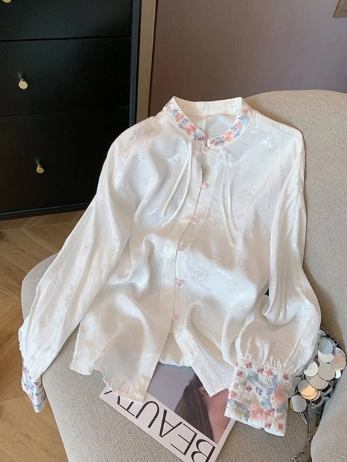 

New Chinese Sle White Button-Up Collar irt for Women Spring Summer Retro Reformed National Sle Zen Embroidery Tang Cost...