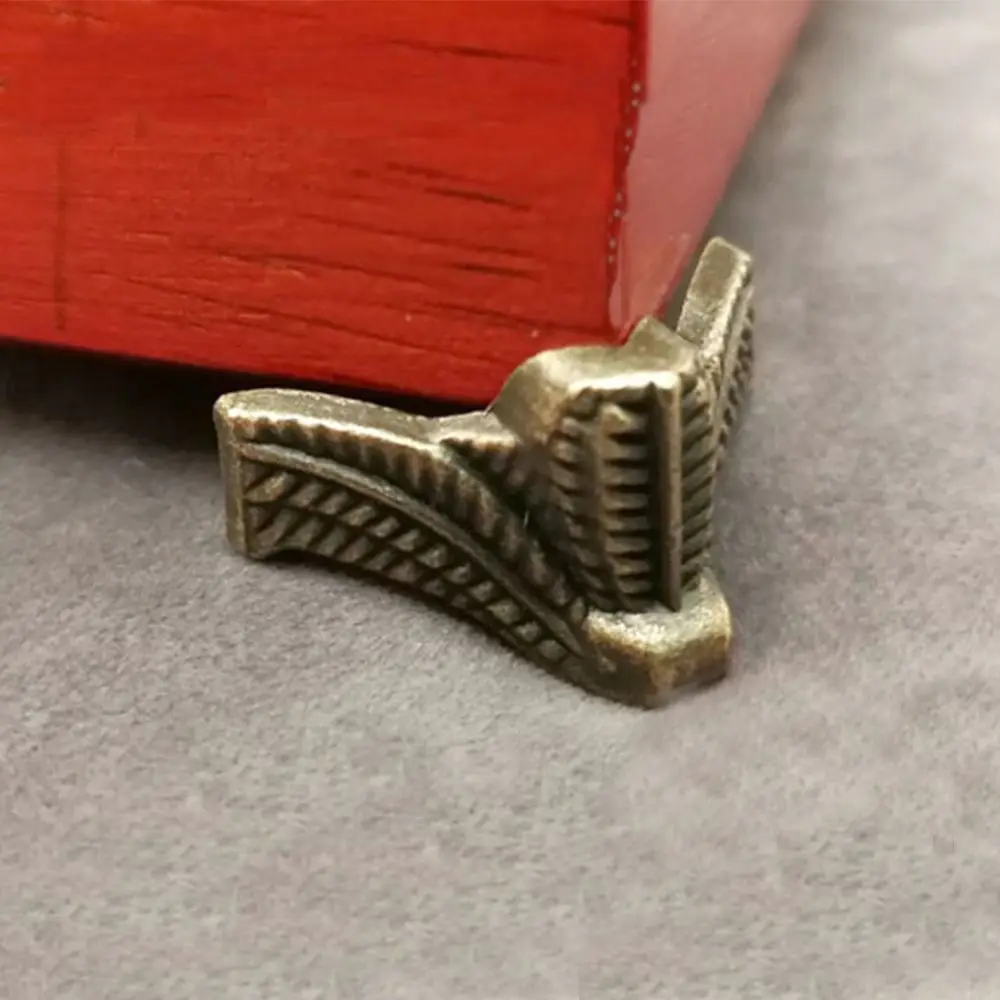 Delicate Box Protector Decorative Corner Bracket Hardware Furniture Part Feet Leg