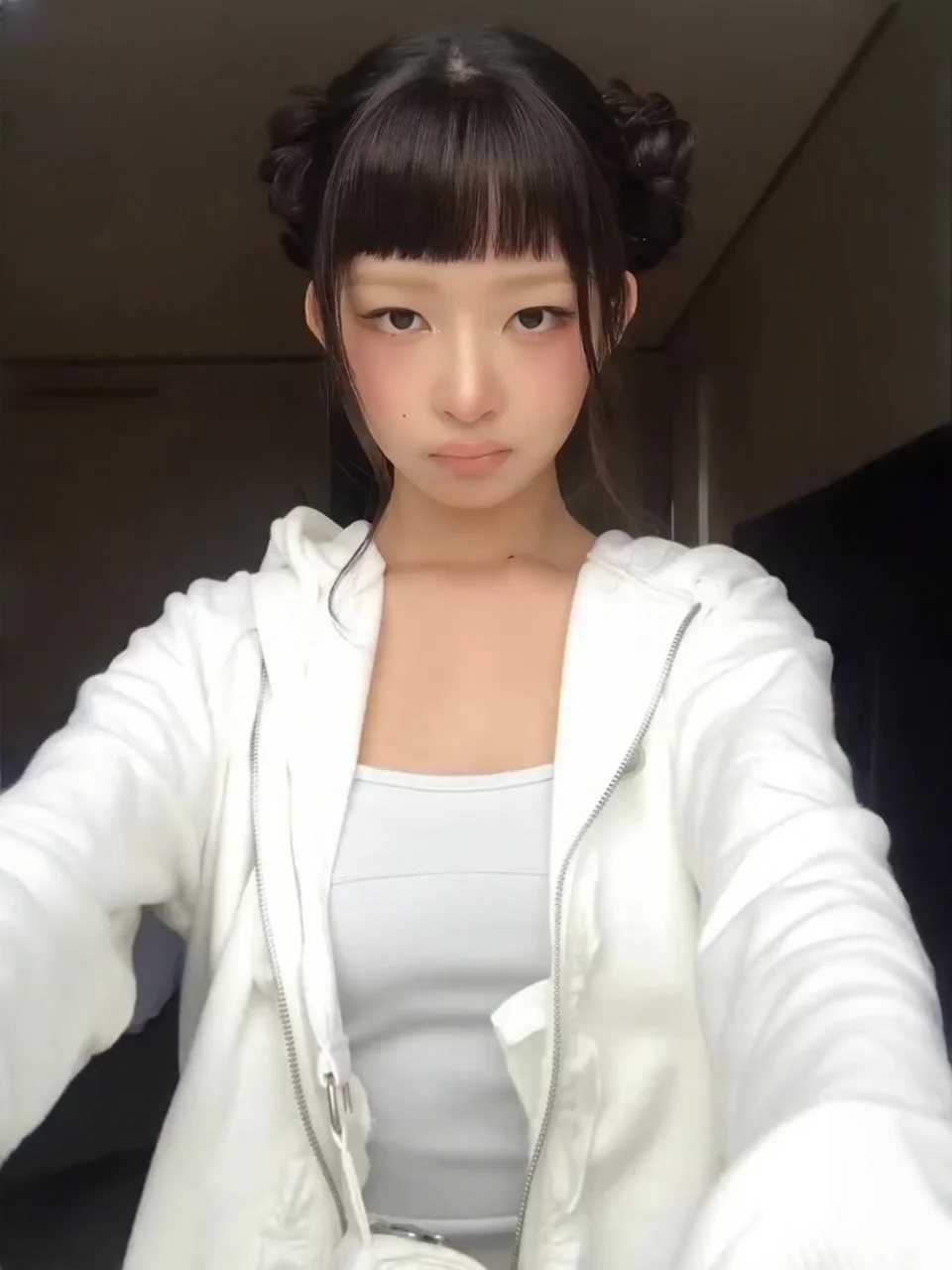 فريدة من نوعها SEI ort عارضة مقنعين البلوز Jaet الكورية Sle زخرفة خشبية كل مباراة خفيفة الوزن المرأة ملابس خارجية