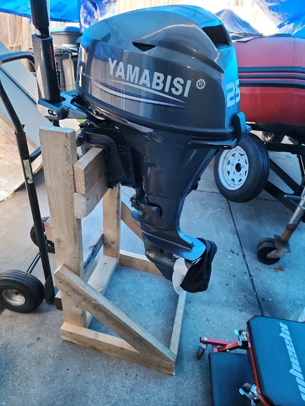 Brand New Yamabisi Brand 4 Stroke 25HP Outboard Engine