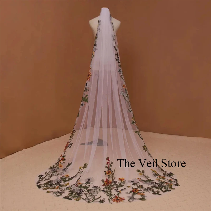 Floral Bridal Wedding Veils Cathedral Long Full Lace Edge Colorful Accessories For Brides Red Yellow Green Unique Forest Outdoor