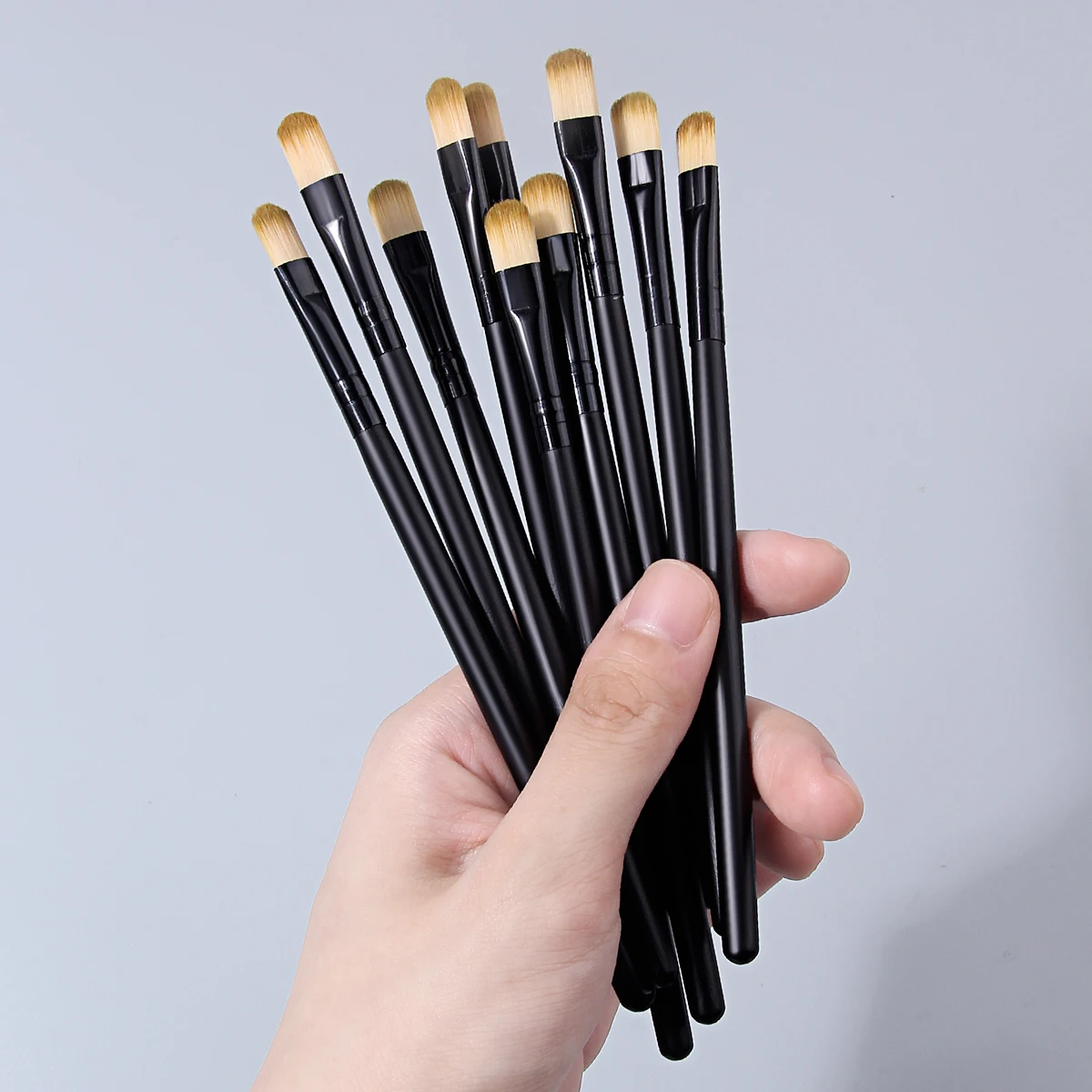 Hot Sale 10PCS Flat Eye Shadow Brushes, Black Handle Soft Bristle Eyeshadow Applicator Brushes for Beginner Eye Makeup - view 3