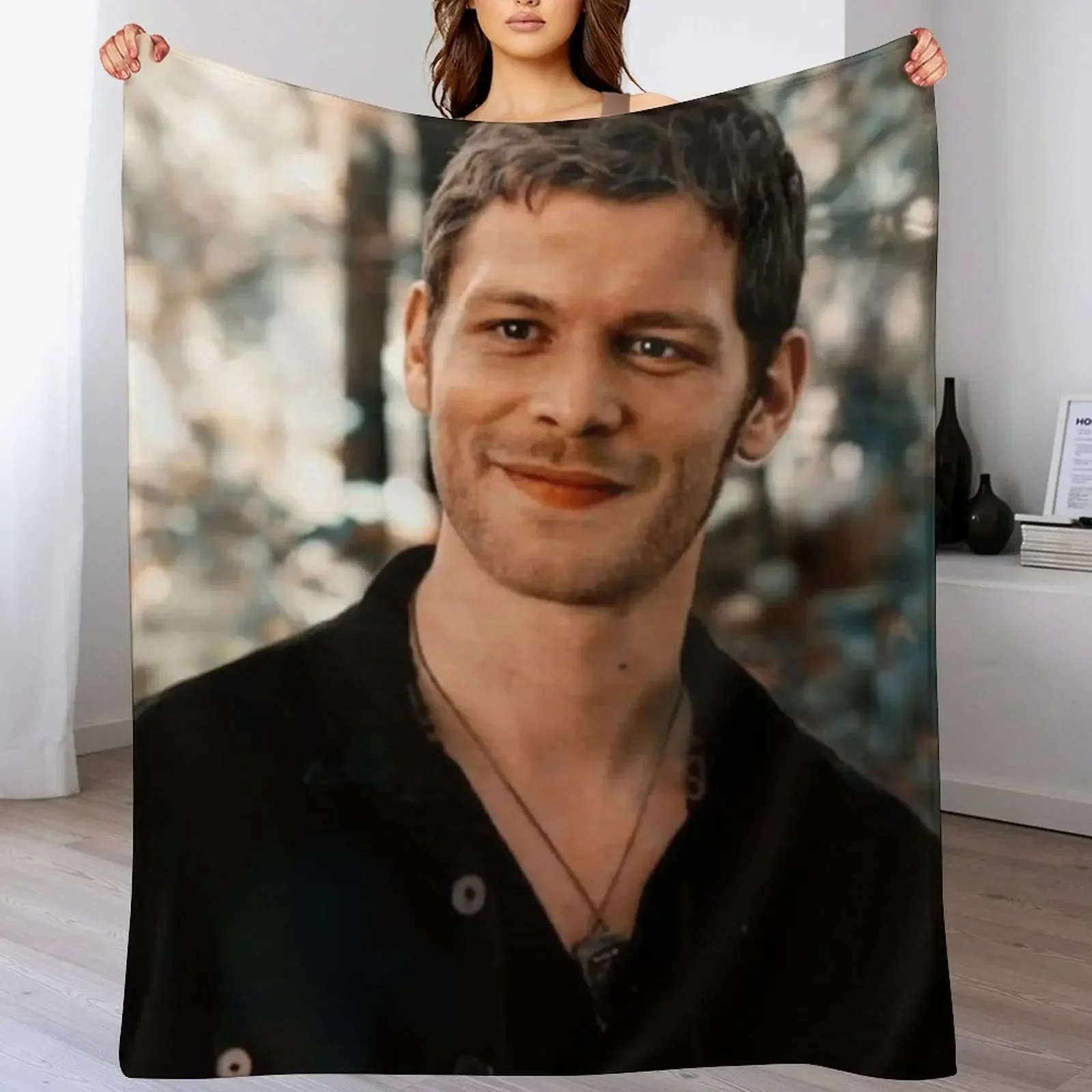 Klaus Mikaelson Throw Blanket Loose Shaggy Blankets