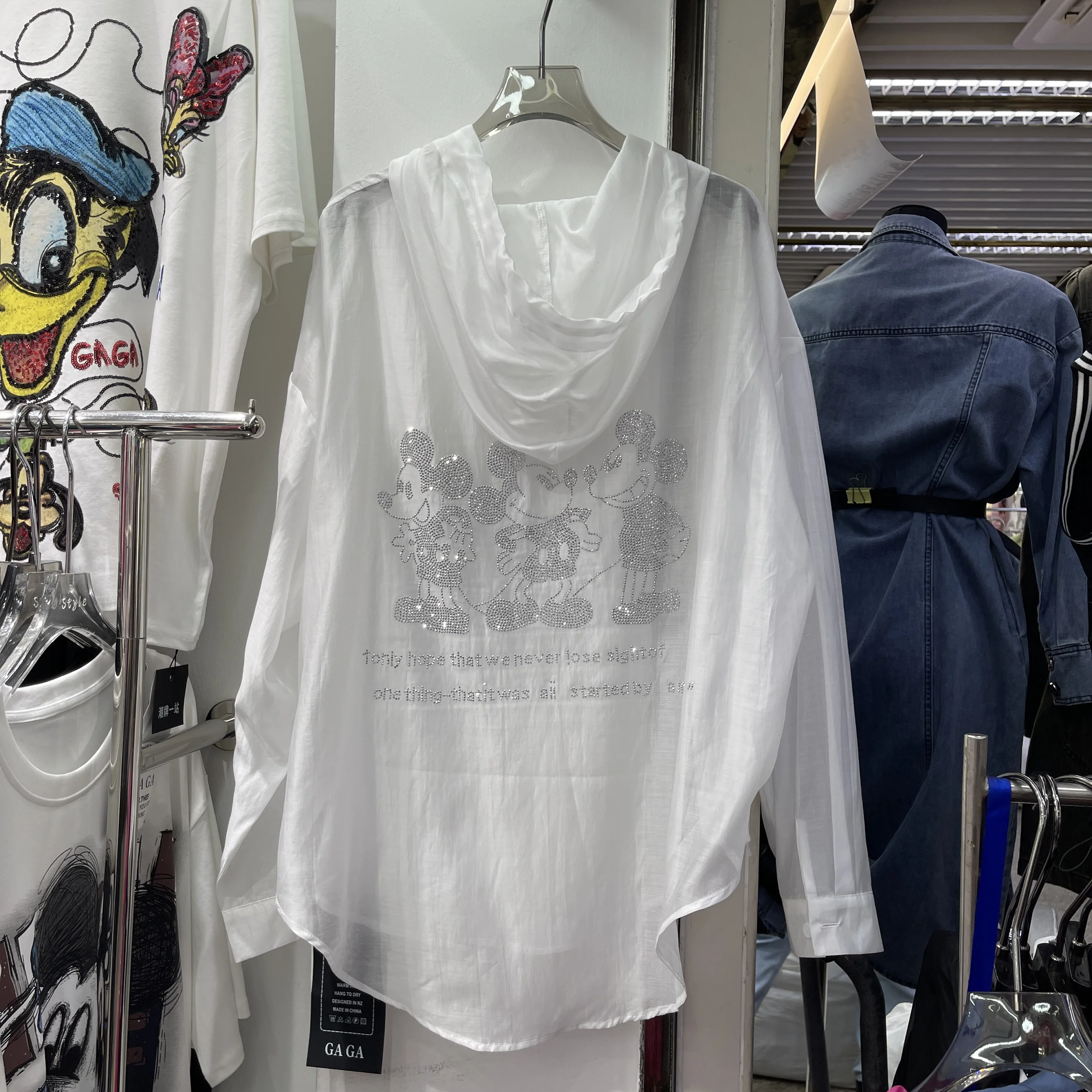 Cartoon Diamond-encrusted Hooded Sunscreen Shirt Long-sleeved Women's European Goods 2025 Summer Loose-fitting Thin Top
