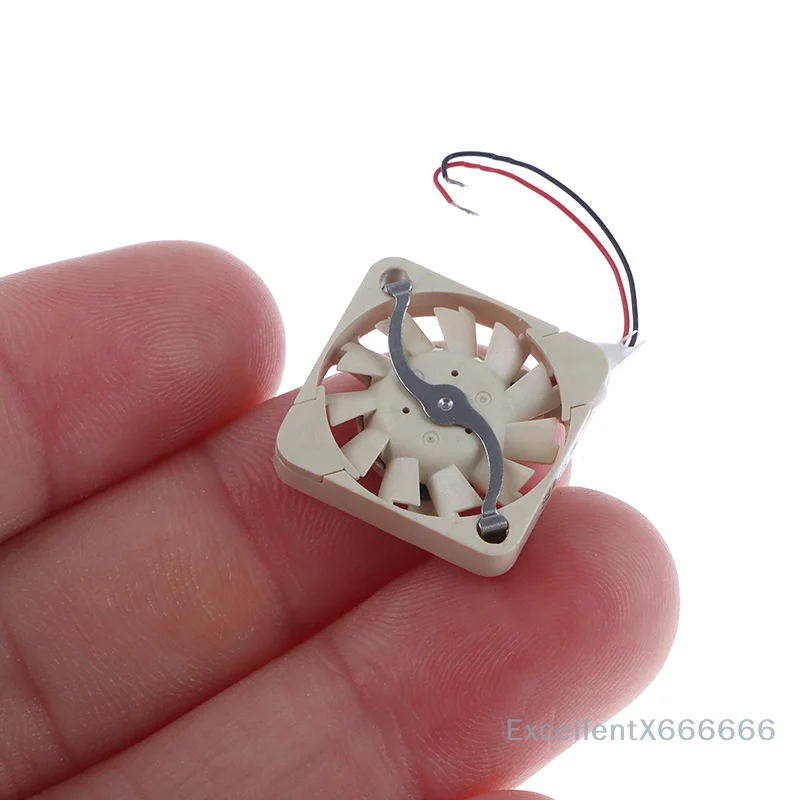 1Piece UF3H3-700 2Wires Bare Wires Drone Cooling Fan Accessories 1703 1.7cm 5V 3.3v 1.7cm High-Turn Micro Uav Cooling Fan