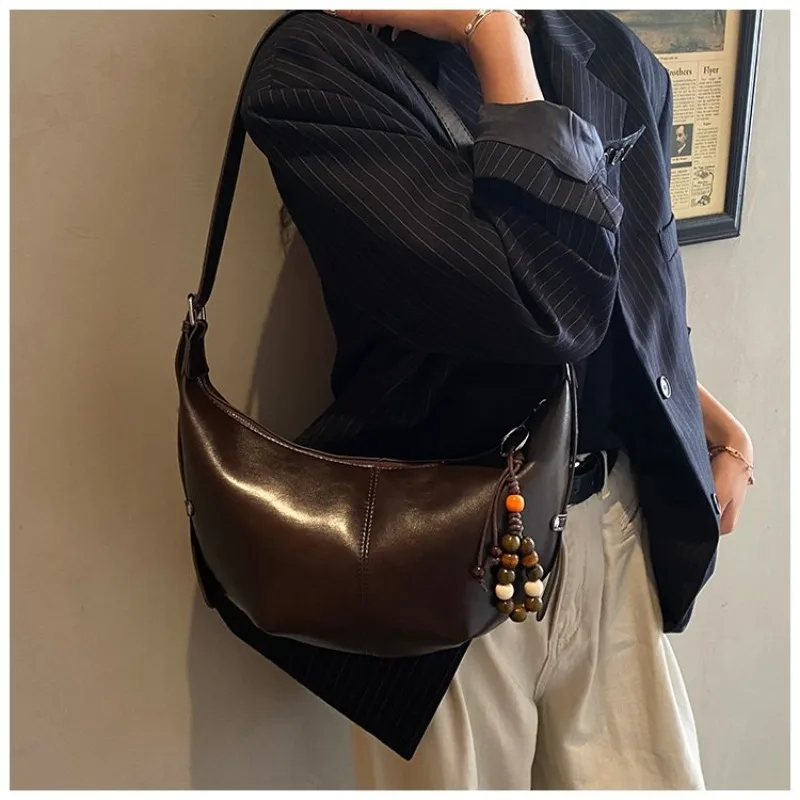 

Refined School Simple Cute Shoulder Bags Pillow Bag Exquisite Creative Bag Suitable On A Coffee Date With Friends