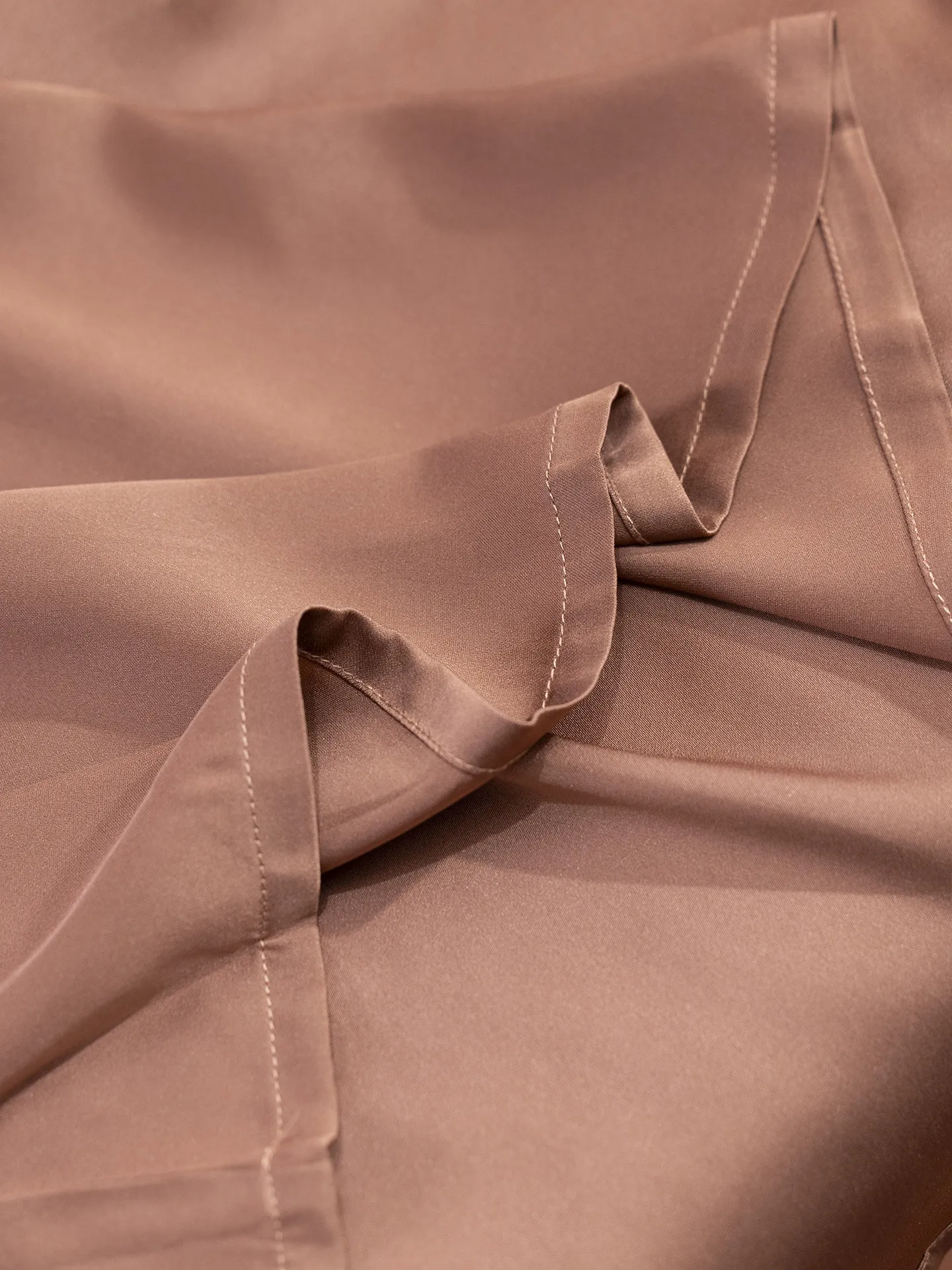 Damen-Sommerkleid im sanften Stil, 92 % natürliche Maulbeerseide, elastisches Doppel-Satin-Kleid, Temperament, einfarbig, vielseitiger langer Rock