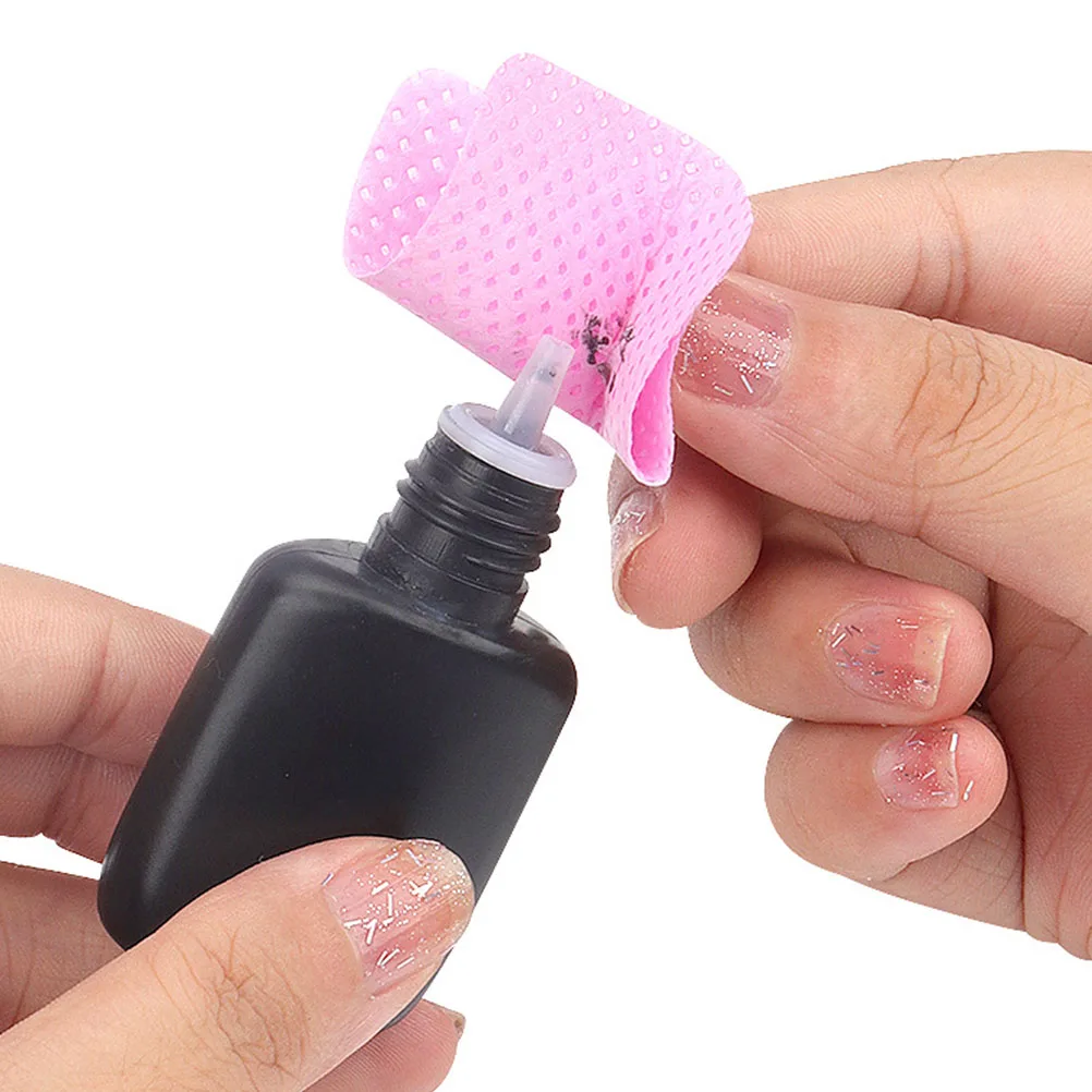 

400pcs Eyelash Glue Wipers Cleaning Pads Adhesive Lash Makeup Pink Non Woven Sheets for Bottle Cleaners Travel
