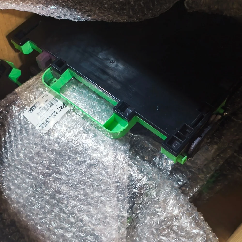 

WT-320CL WT320CL Waste Toner Box For Brother HL L8250 L8260 L8360 L9200 L9300 L9310 L8600 L8610 L8850 L8900 L9550 L9570 L8260CDW