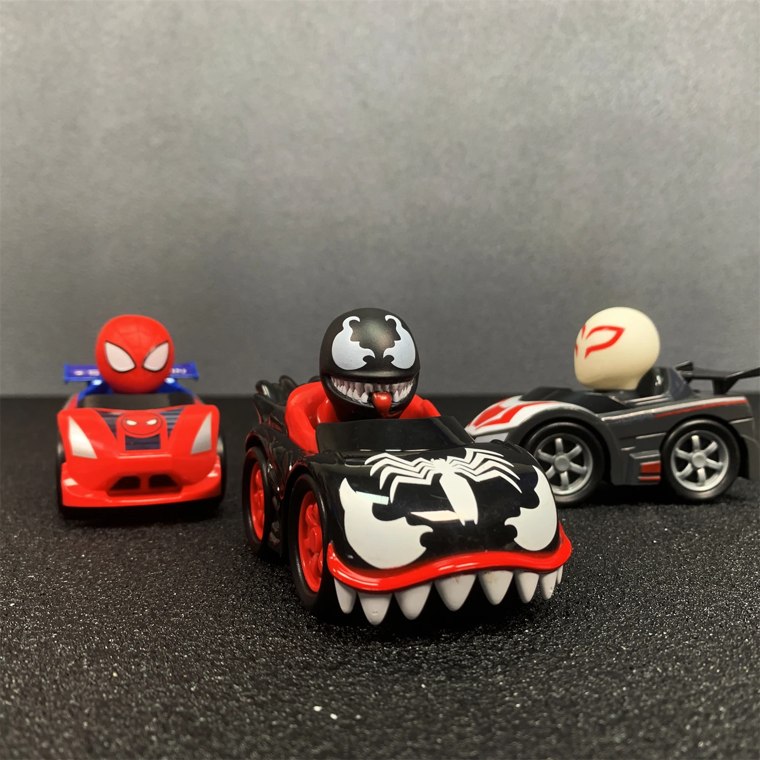 Black, white and red color matching children\'s inertia pull back box children\'s toy car children\'s gift