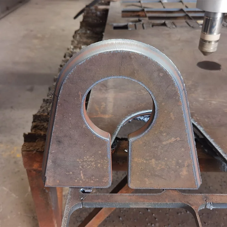 2000*6000 آلة قطع البلازما العملاقة عالية الأداء 20 مم 25 مم