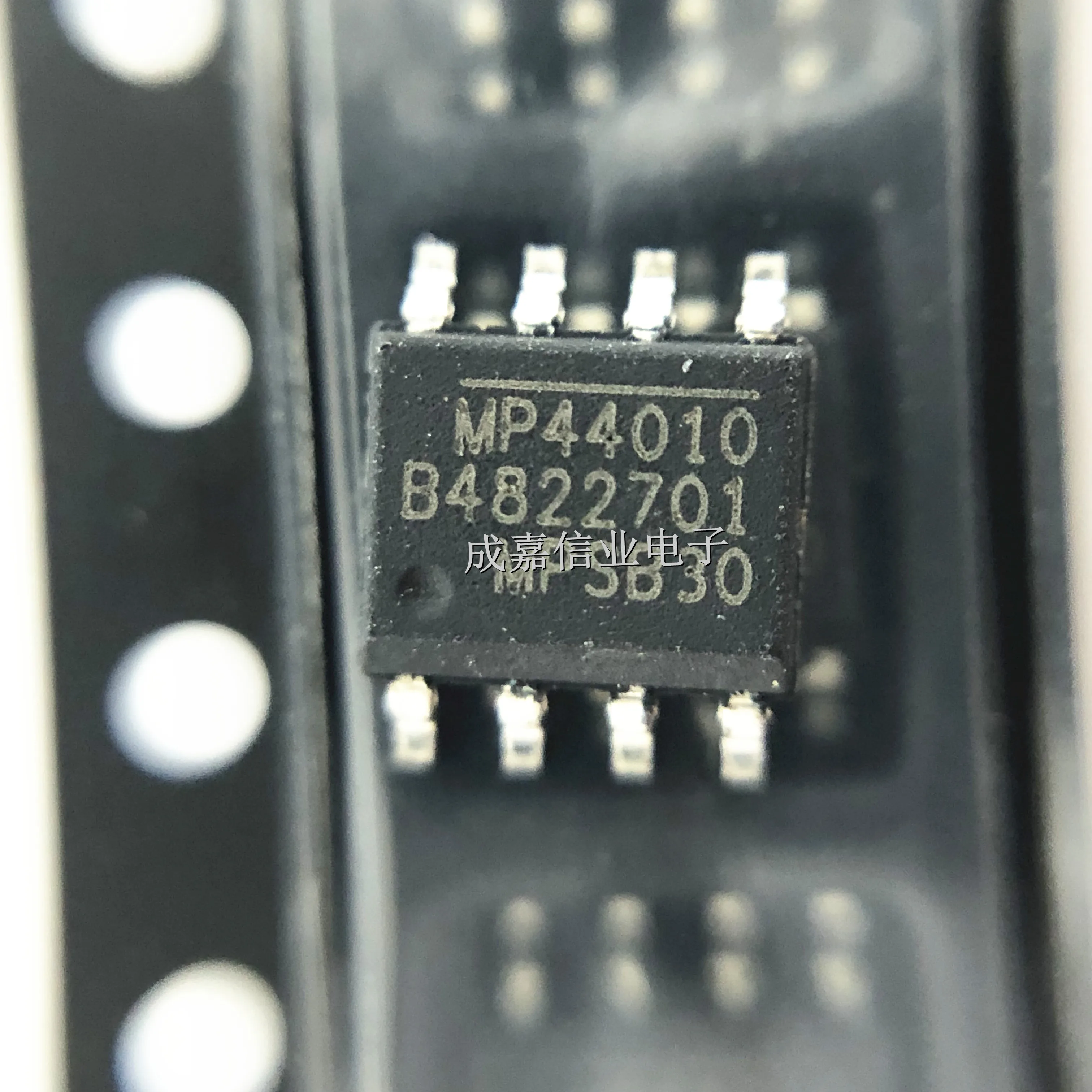 10pcs/Lot MP44010HS-LF-Z SOP-8 MP44010 Power Factor Correction - PFC Boundary Mode PFC Controller