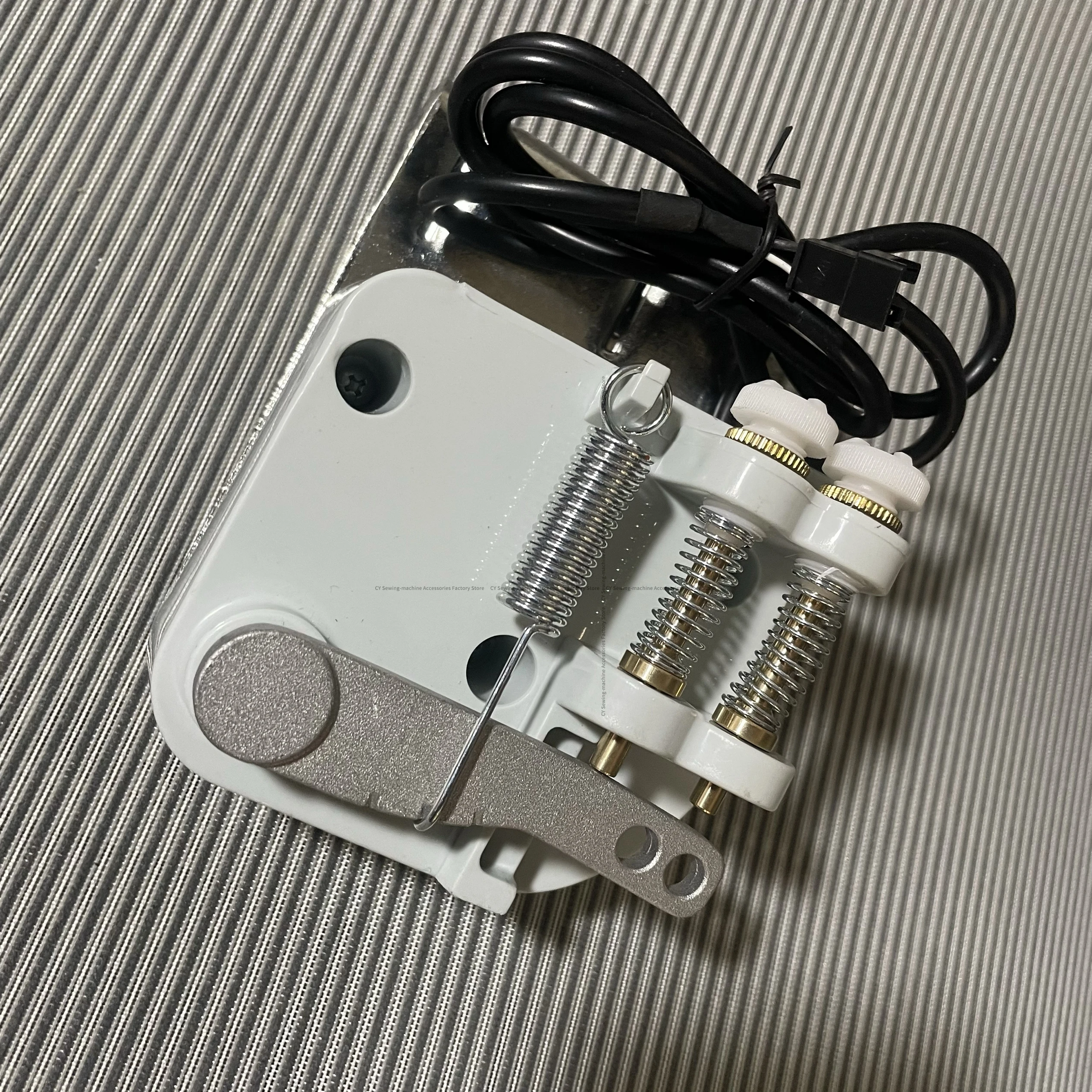 

1 шт. новая оригинальная педаль контроллера скорости для Juki 900a 900b 8700b компьютерная машина плоский стежок