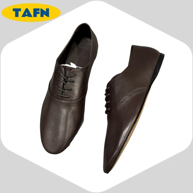 أحذية جلد البقر نسيج متقدم جميل عصري بسيط ومريح 25 موضة جديدة مقاومة للاهتراء AD1804