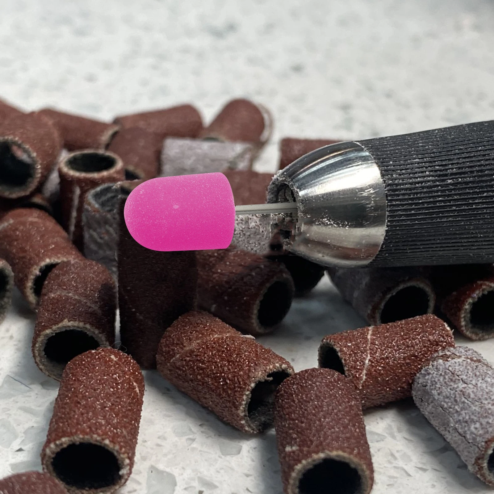 10 個ネイルサンディングキャップマニキュア研削ヘッド耐摩耗性防錆キューティクルケア用ポータブル軽量ペディキュアツール