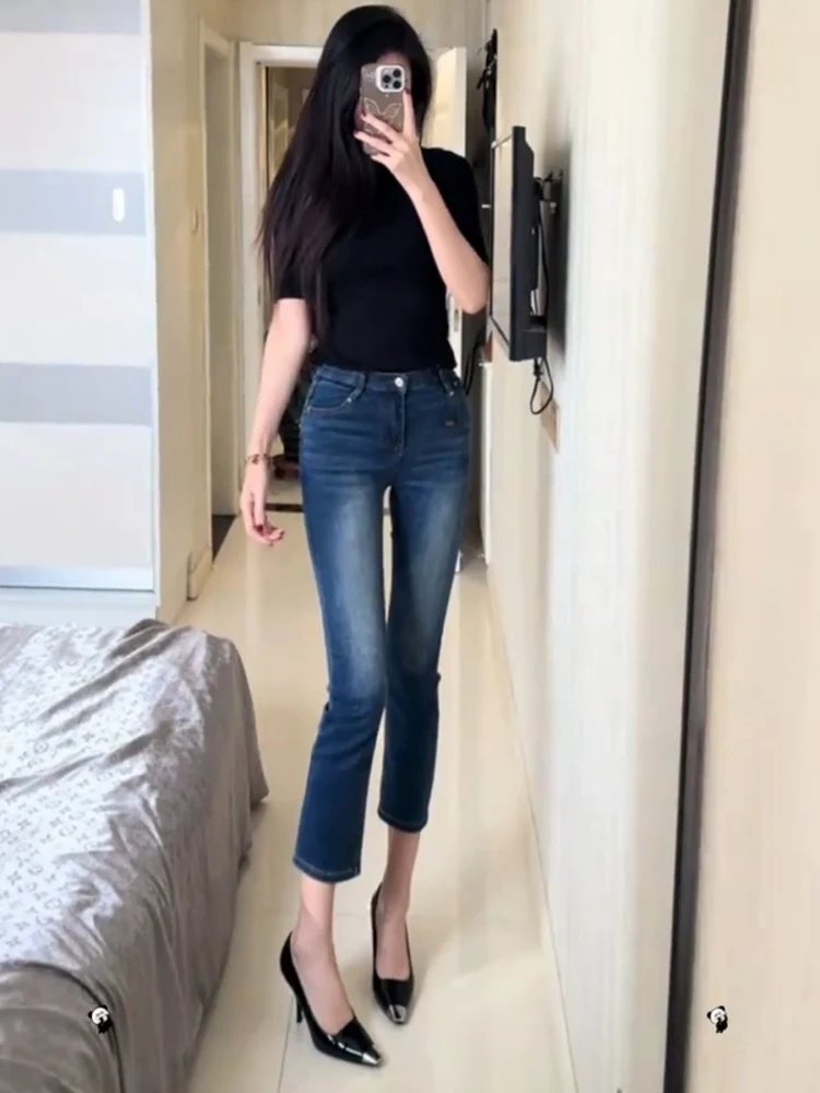 

Women's Slim Fit Jeans High Waist Straight Leg Nine Points Butt Lifting Elastic Waisand Flared Hips Casual Blue Denim