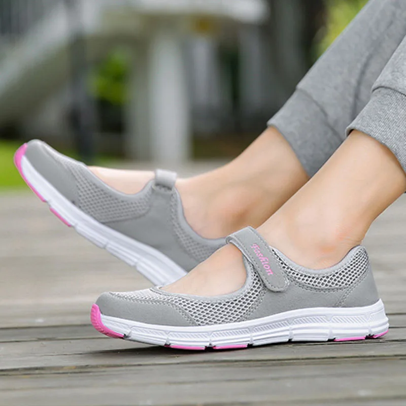 Summer Shoes Women Lightweight and Breathable Mesh Walking Sneakers Women Flats Shoes Female Loafers Large Size 41 42 43 WSH5084