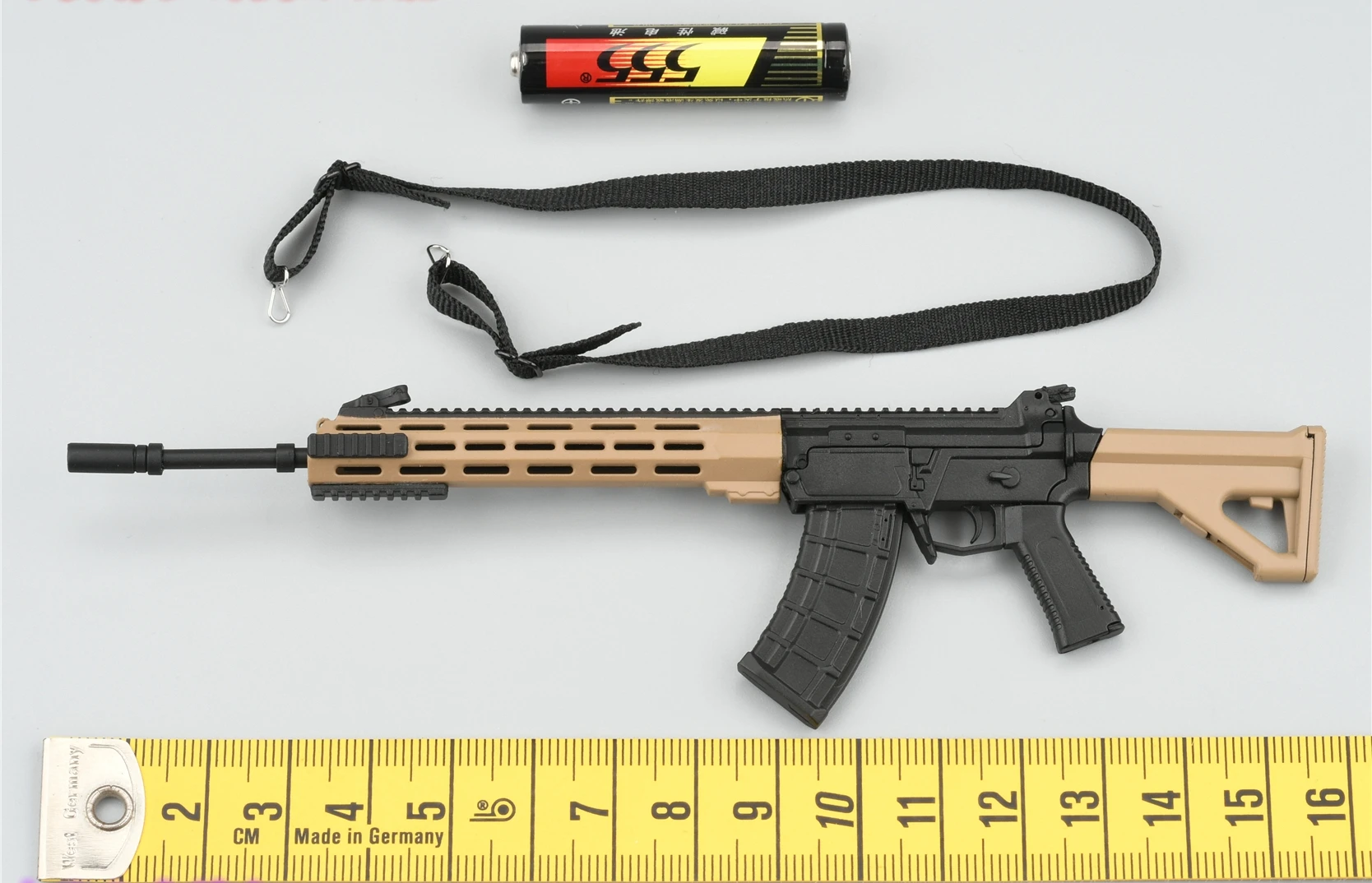 

FS 73049 1/6 Scale Soldier 191 Rifle Model for 12"End&War