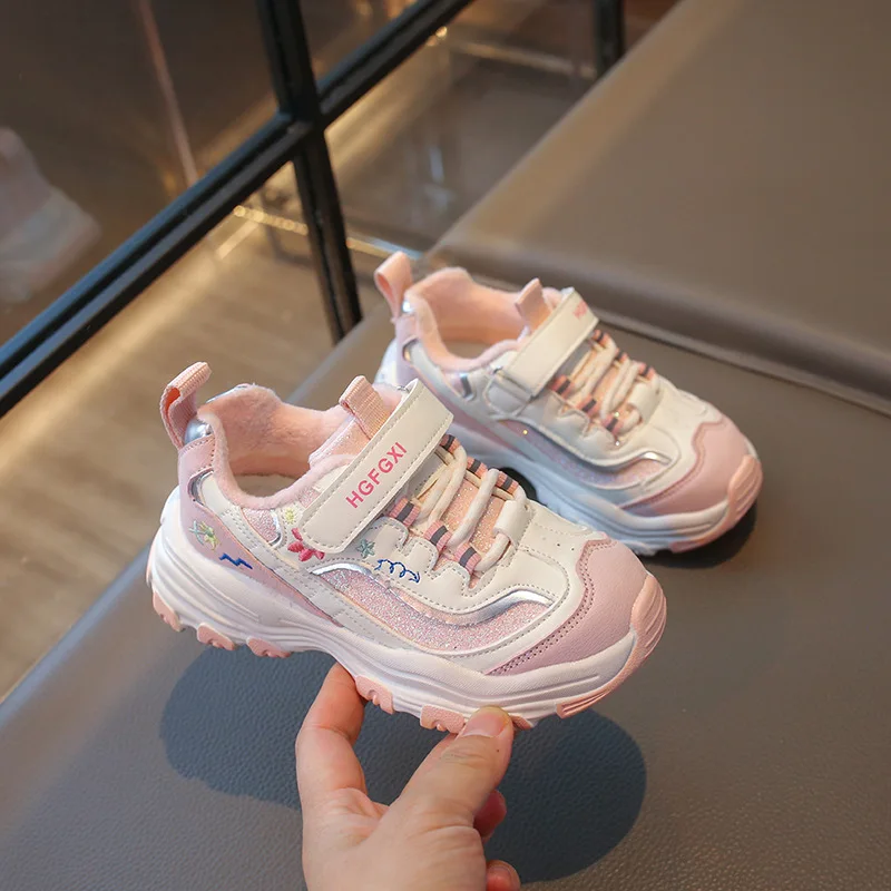 Girls Running Shoes Shiny Sweet Children Sneakers Hook&loop Soft Bottom 2026 Brand New Kids Sports Shoes Fashion Versatile Trend