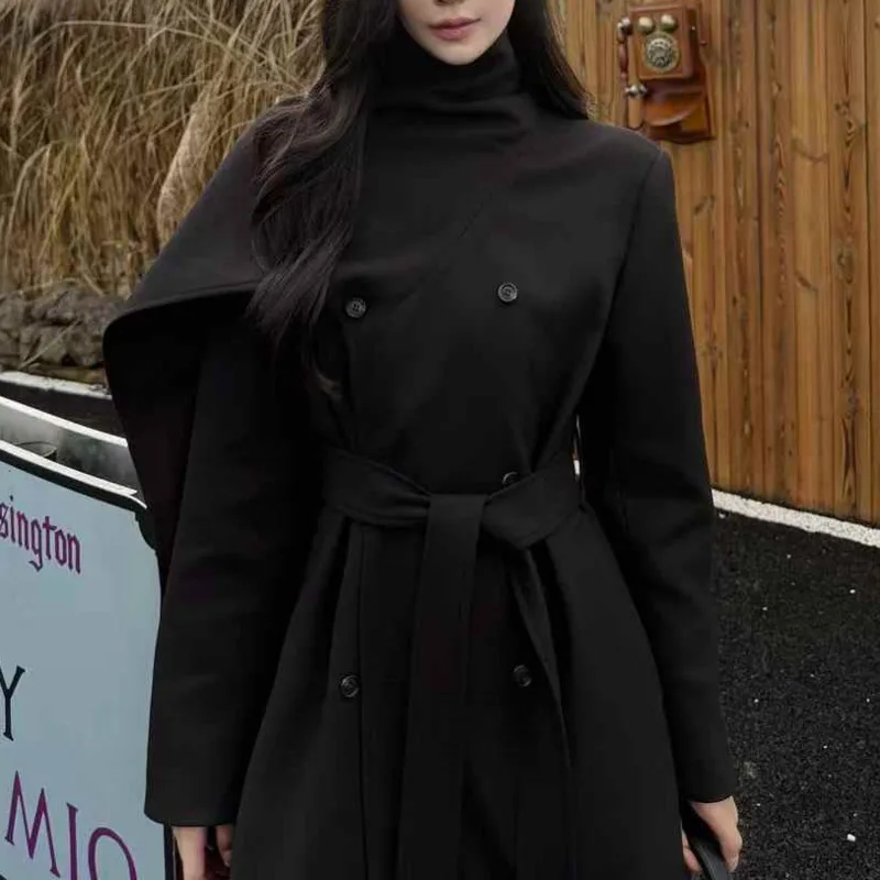 เสื้อโค้ททรงเทรนช์โค้ท BJTZ ดีไซน์หรูหรา ปกผ้าคลุมไหล่ แต่งลูกไม้ผูกเอว สำหรับผู้หญิง ฤดูใบไม้ร่วง 2025 รุ่นใหม่ ดีไซน์เนอร์ทันสมัย ผ้าวูลผสม 30%