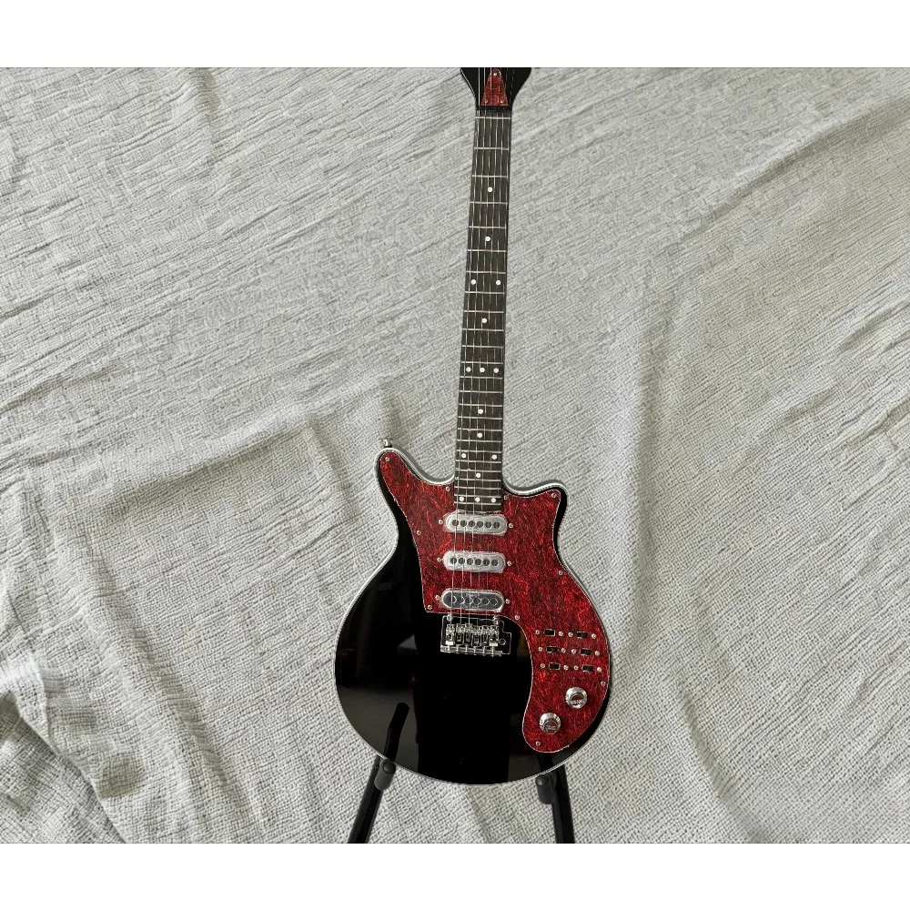 Gloss Black Body with Red Pearl Shell Pickguard, SSS Single Tremolo System, Rock Style, , Holiday Gift