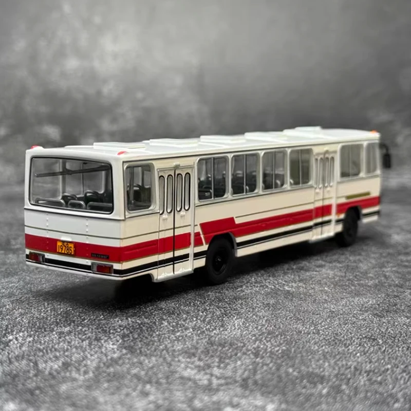 Diecast 1:64 Scale DD6111CS Bus Two-door Alloy Bus Model Simulation Static Scene Decoration Collection Gift Toy