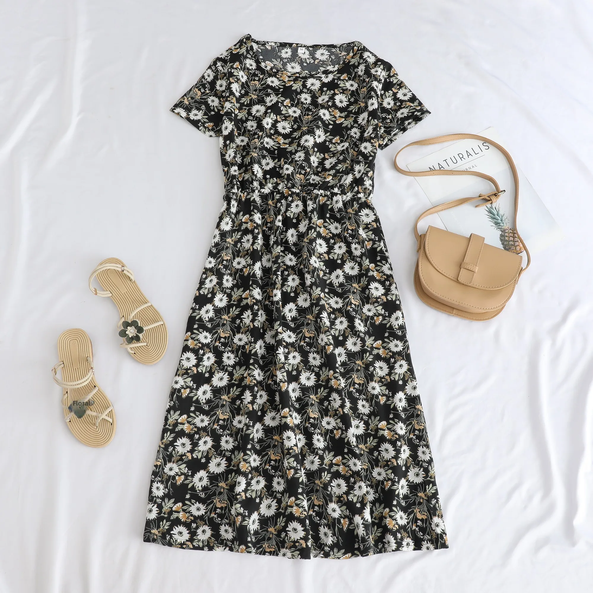 

Платье миди с цветочным принтом, короткий рукав, приталенный крой, для женщин среднего возраста, летнее, модное, повседневное, из полиэфирного волокна