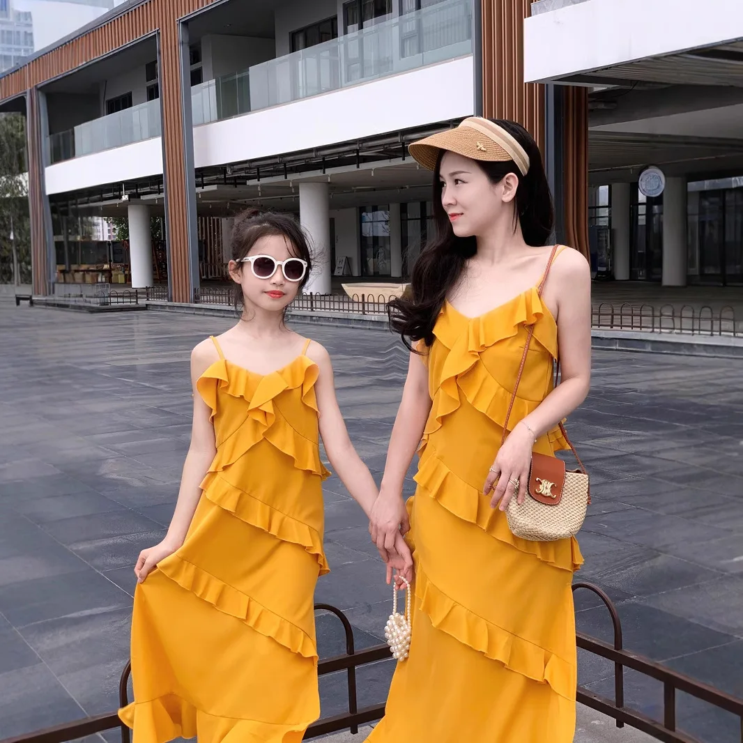 

Summer 2025 Women & Girls Matching Dresses Ruffle Strap Vacation Outfit Mother Daughter Same Dress