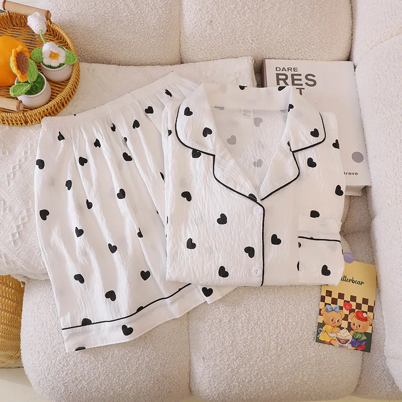 Autumn and Winter Pajamas Women's Short Sleeved and Shorts Heart Print Sleepwear Home Clothes Set Student White Nightwear 3