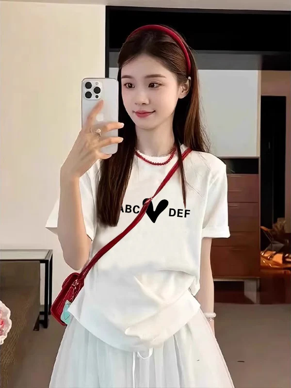 

Summer New plus Size Cotton T-irt White Love Heart ort Sve Loose Fit Versatile Mid-Length Korean Sle Women's Top