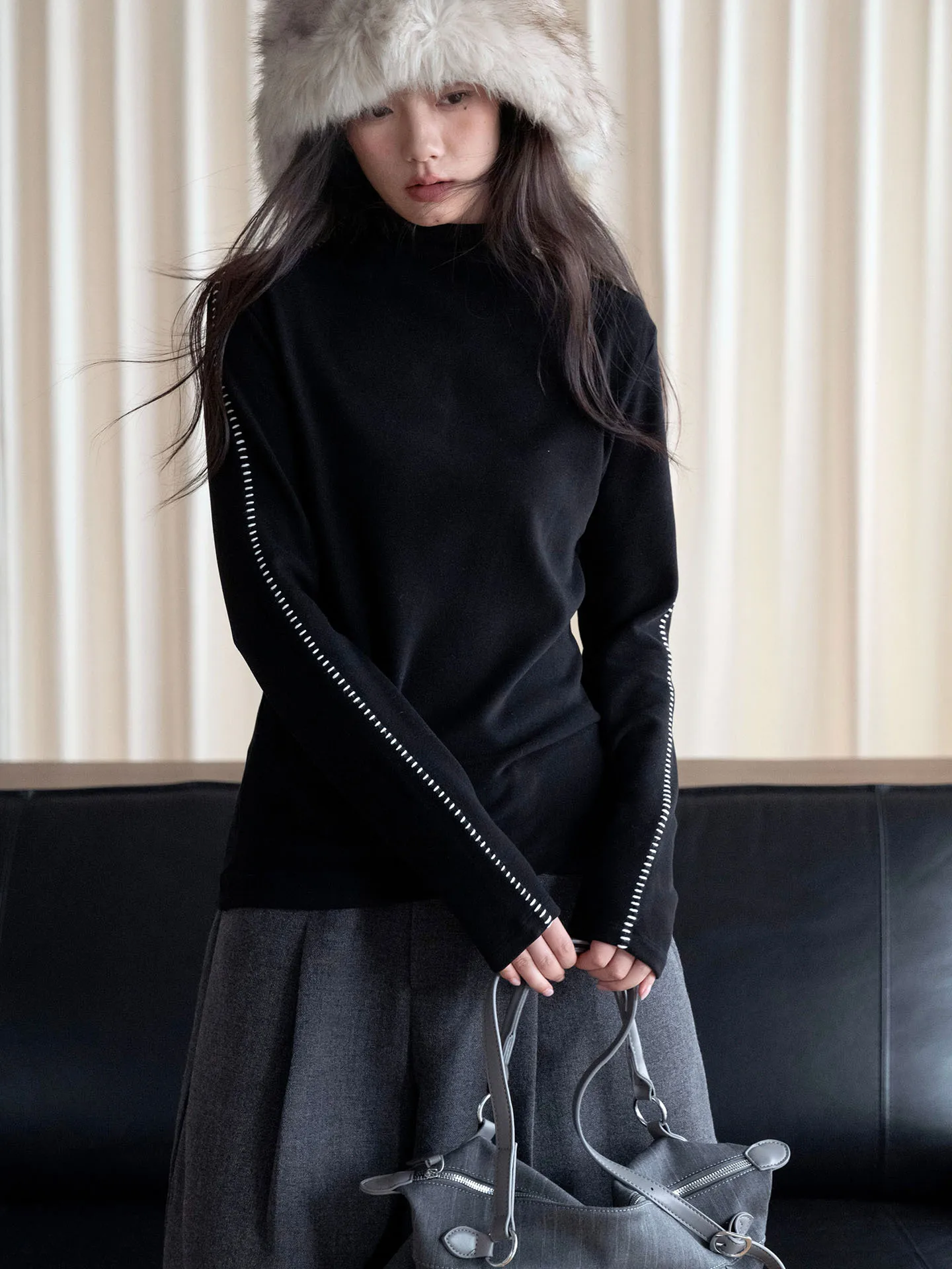 Autumn and winter new design sense, semi high neck stitching, slim fit, soft and warm top for women
