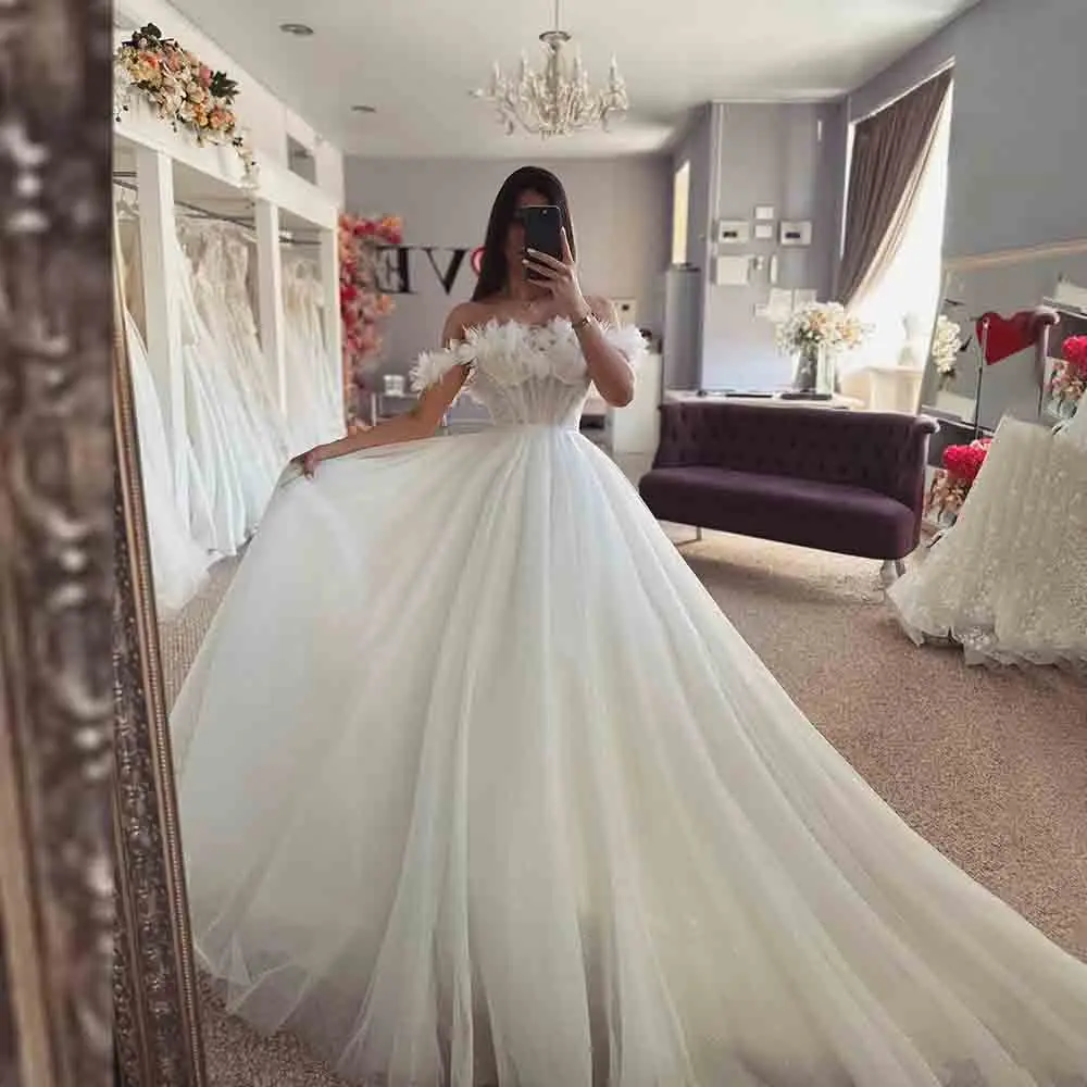 

Princess Sweetheart Collar Pleated Tulle Puffy Wedding Dress for Women A-line Wedding Gown with Removable Cape vestidos de novia