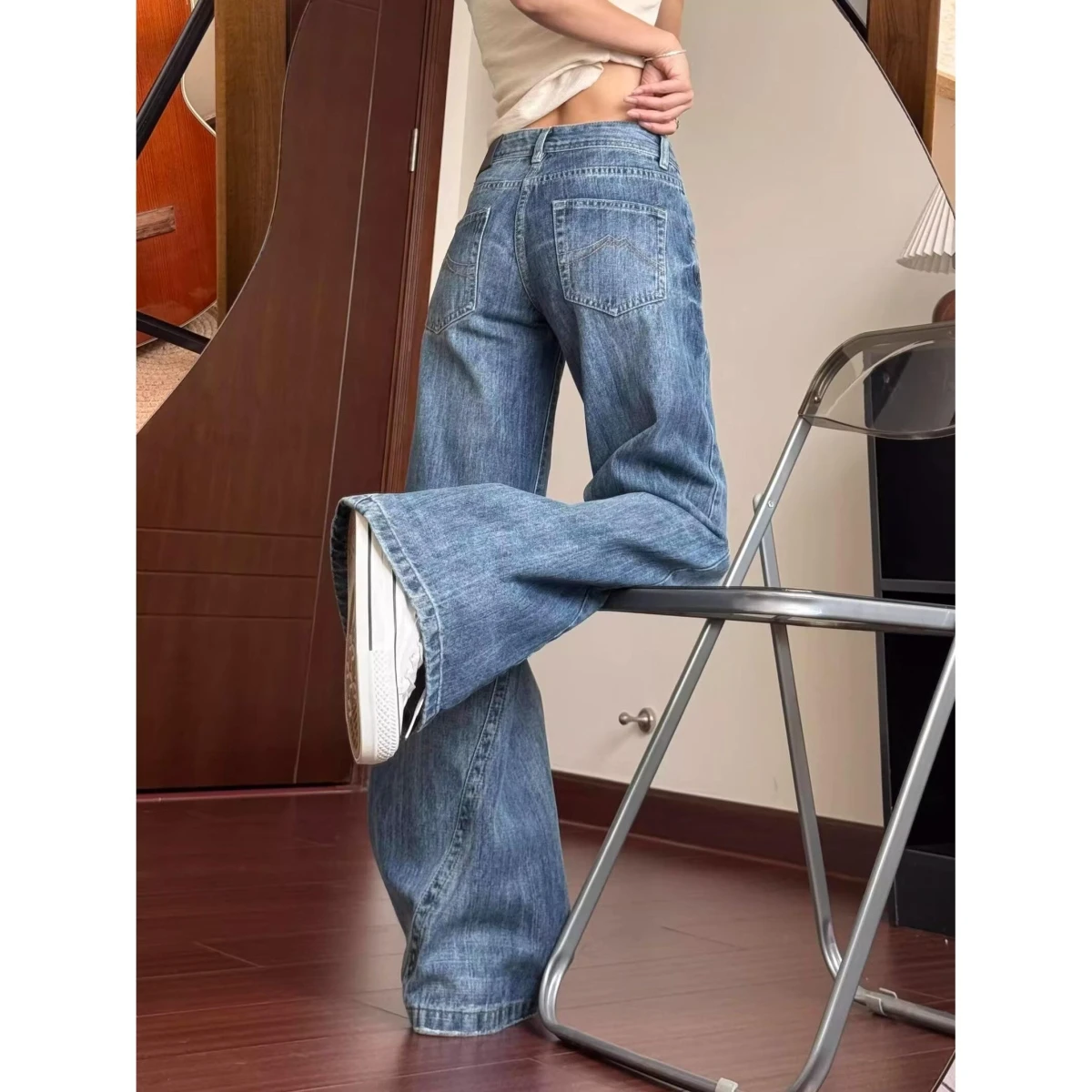 

Washed Vintage Bamboo Blade Jeans Men's Loose Straight Cut Pants Draping Wide Leg Casual Trousers for Men And Women