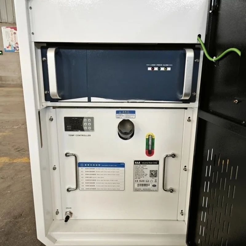 1500W 2000W Industrial  Cleaning Machine Rust Removal Paint Stripping