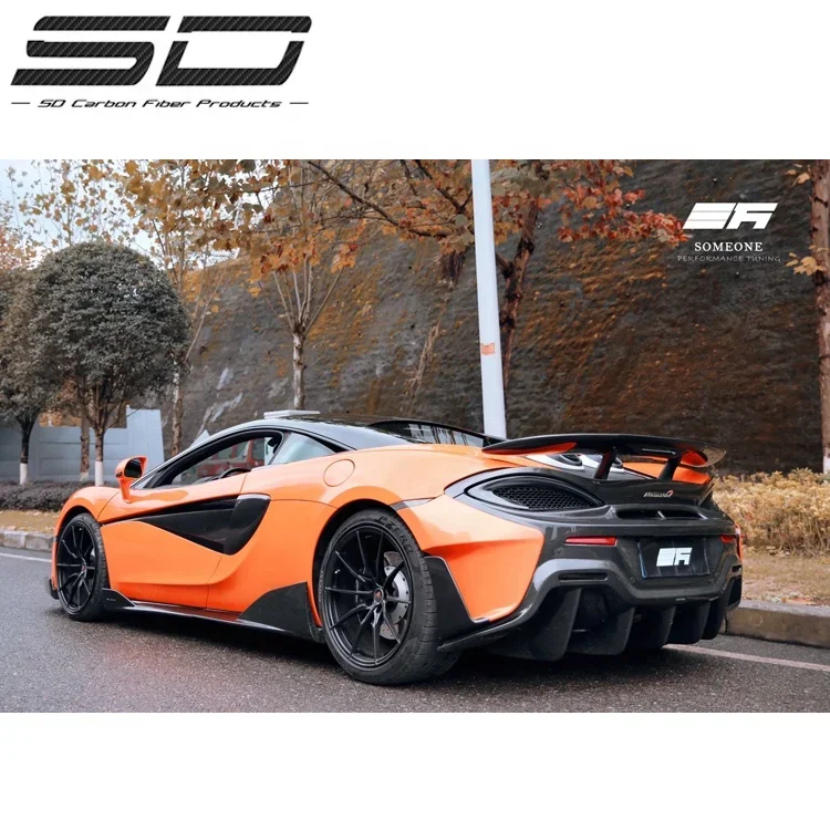 600LT style body kit For Mclaren 540C 570S 570GT With Front Bumper Side Skirts Rear Bumper Rear Engine Hood Exhaust