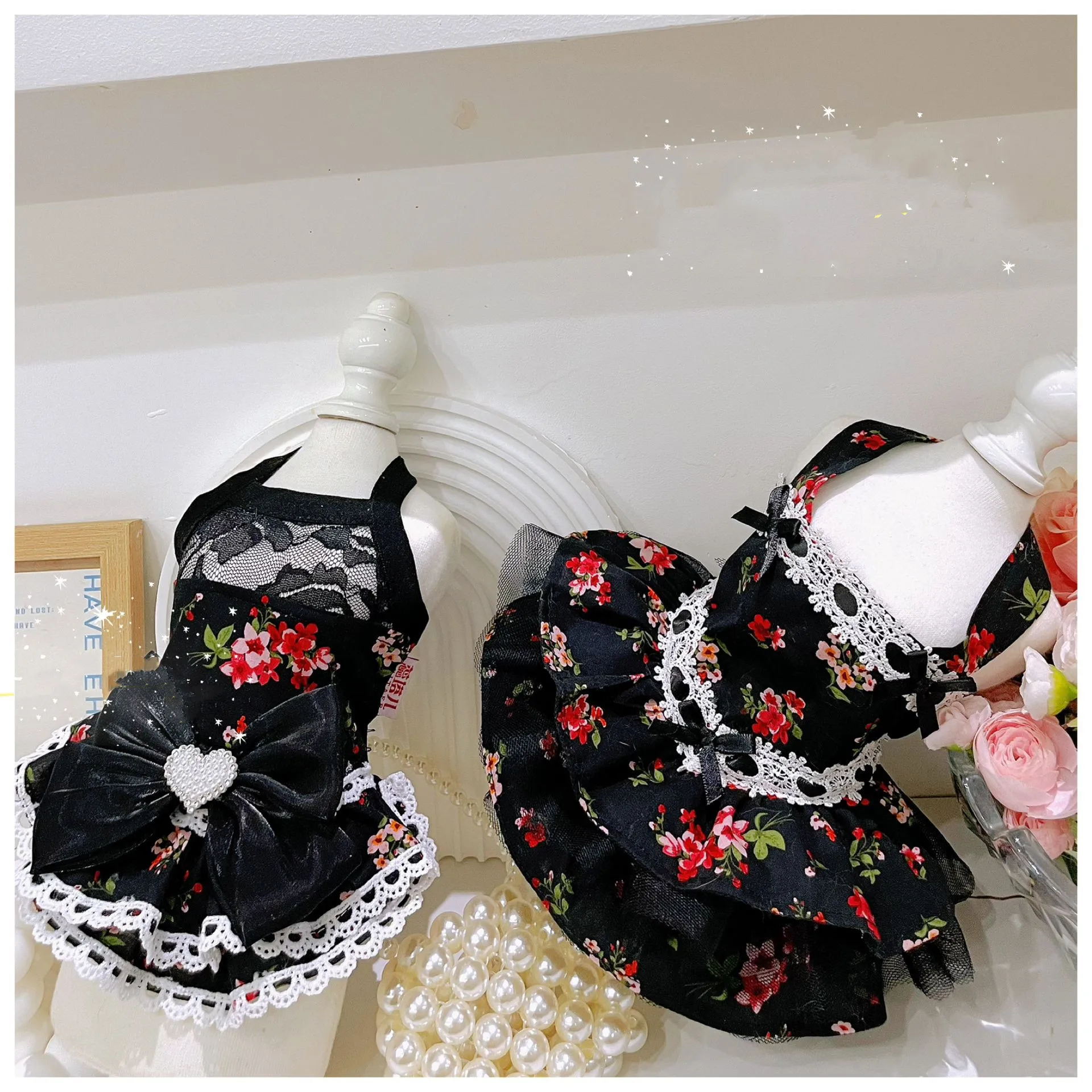 Vestido floral negro de estilo retro para hermana de mascotas/vestido para madre Chihuahua Teddy Yorkshire ropa para cachorros