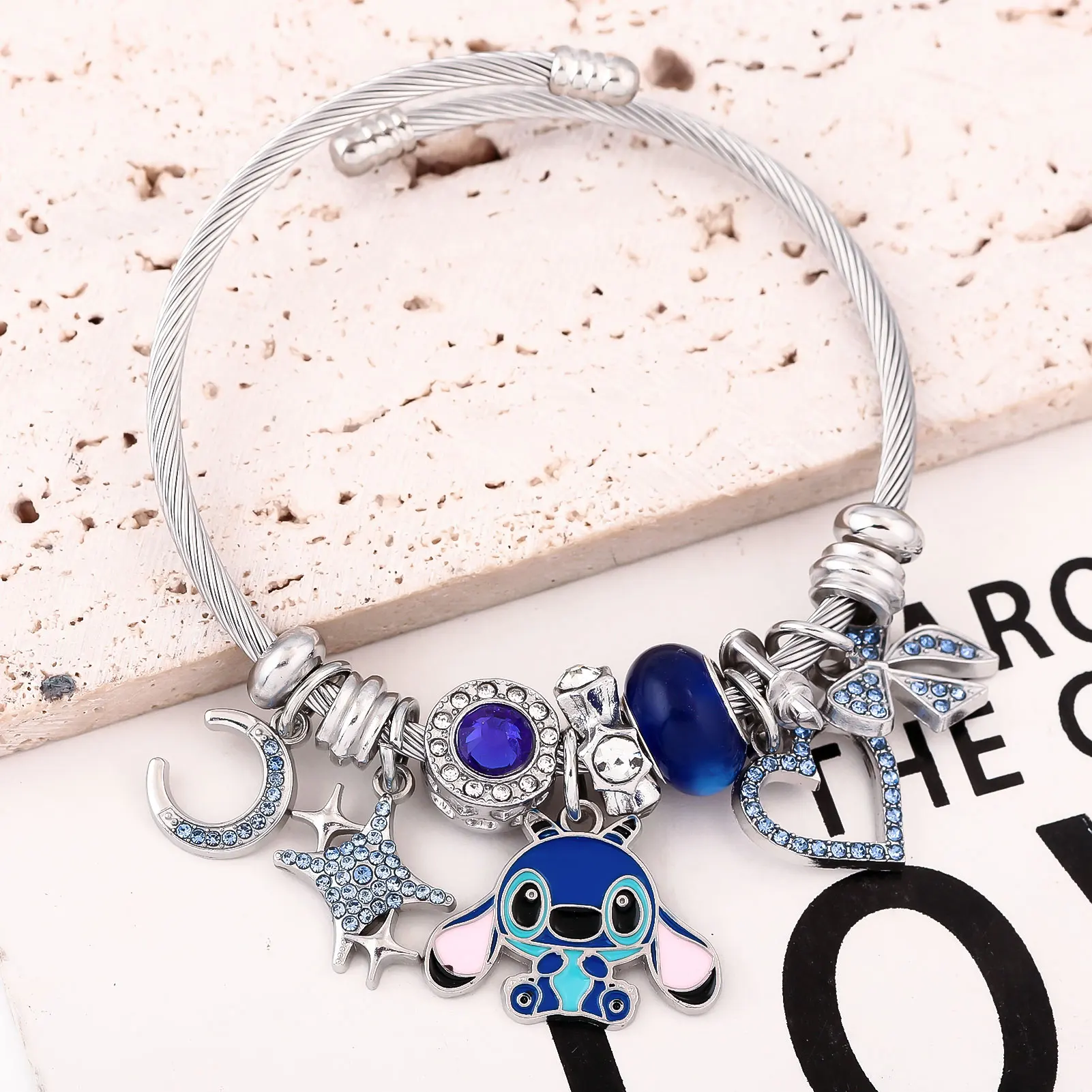 أساور ديزني ليلو وستيتش الملاك الساحرة للزوجين، إكسسوارات جميلة لمحبي هدايا عيد الميلاد وعيد الميلاد #2