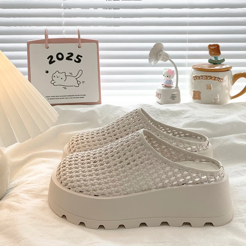 รองเท้าแตะสานแบบโปร่งสำหรับผู้หญิง สวมใส่สบาย ระบายอากาศได้ดี เหมาะสำหรับฤดูร้อน สไตล์เกาหลี ด้านในเป็นผ้าตาข่าย