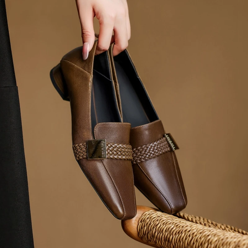 Women's new genuine leather cowhide woven metal belt buckle, mid heel square toe retro casual shoes, fashion single shoes