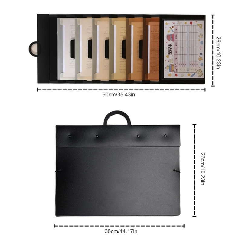 Организаторы с настенным документом.