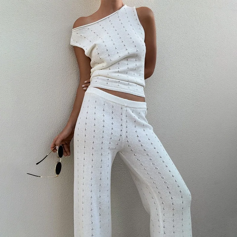 

Casual Knitted Two Piece Set Fashion Hollow Embossed O-neck Sleeveless Pullover Top Elastic Waist Trousers Set For Women White