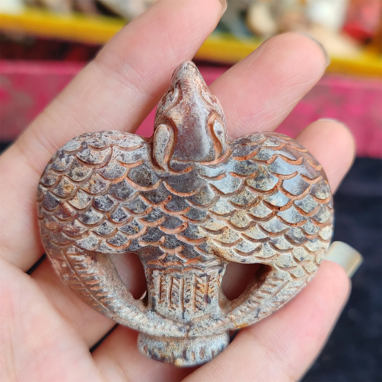 1pcs/lot Natural Han Dynasty old jade eagle exquisite workmanship lifelike can be used as a small ornament and pendant