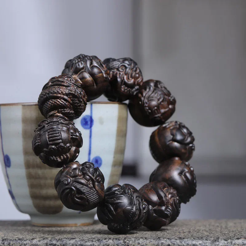 

Native Huang Qinan Eaglewood Bracelet 3D Three-Dimensional Carved Bracelet Buddhist Buddha Rosary Bracelet Prayer Beads