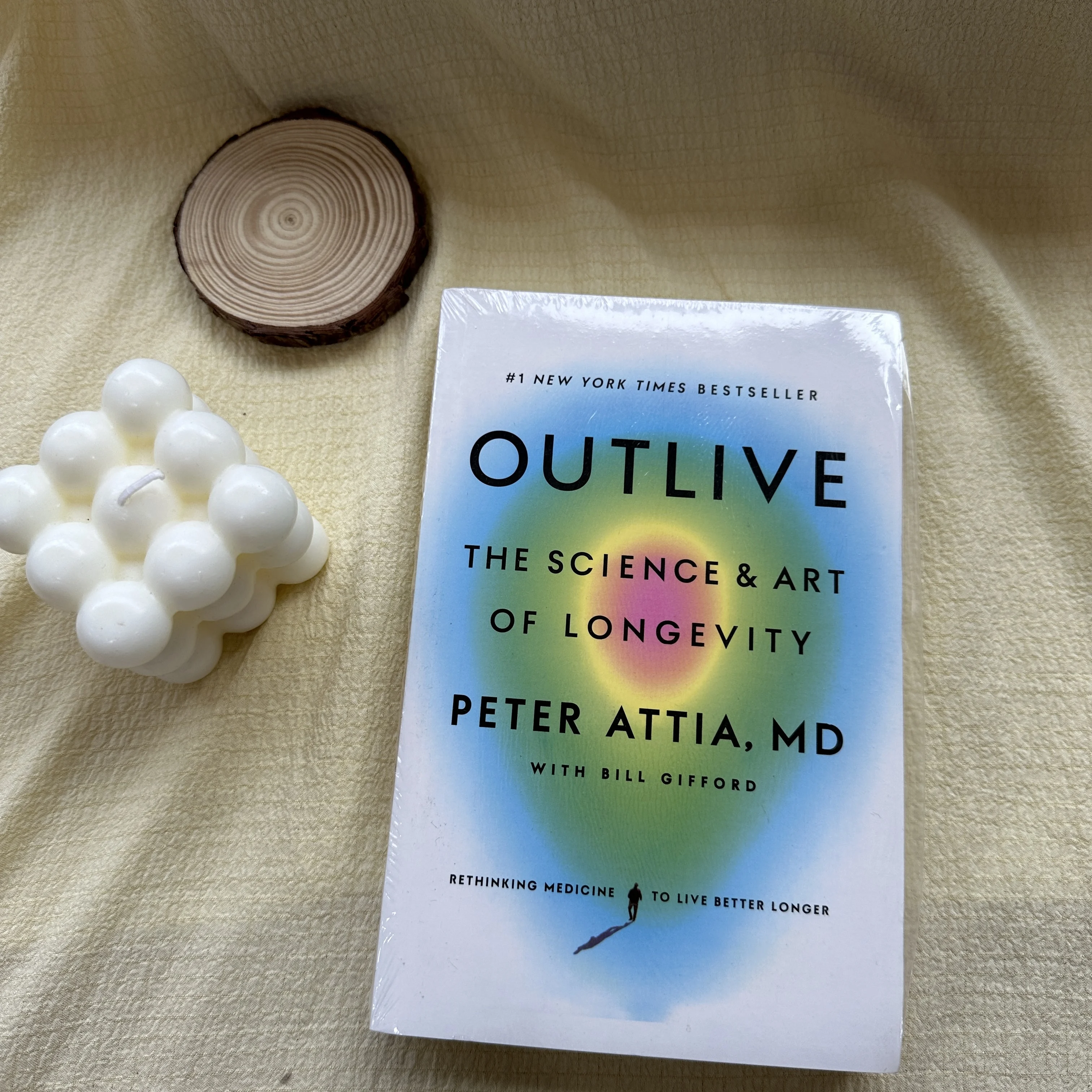 

Outlive Par Peter Attia The Science and Art of Longevity Livre De Poche En Anglais
